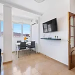 3 Bedroom Apartment Near City Centre